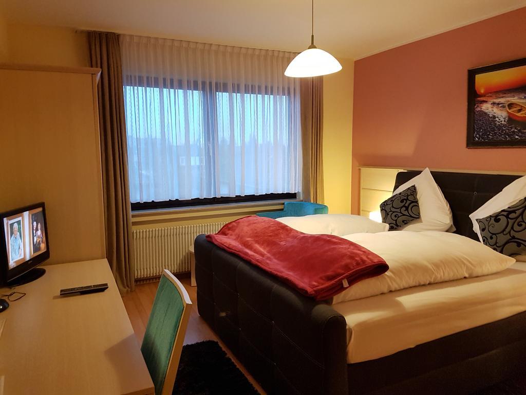 Legend Hotel 비비스하인 외부 사진